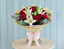 Букет цветов из:  Лилии и Розы в Жирнове