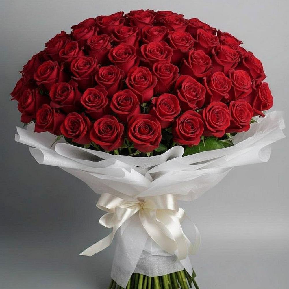 Букет 101 Красная роза Блэк Мэджик в Жирнове