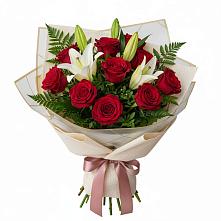 Букет цветов из:  Лилии и Розы в Жирнове