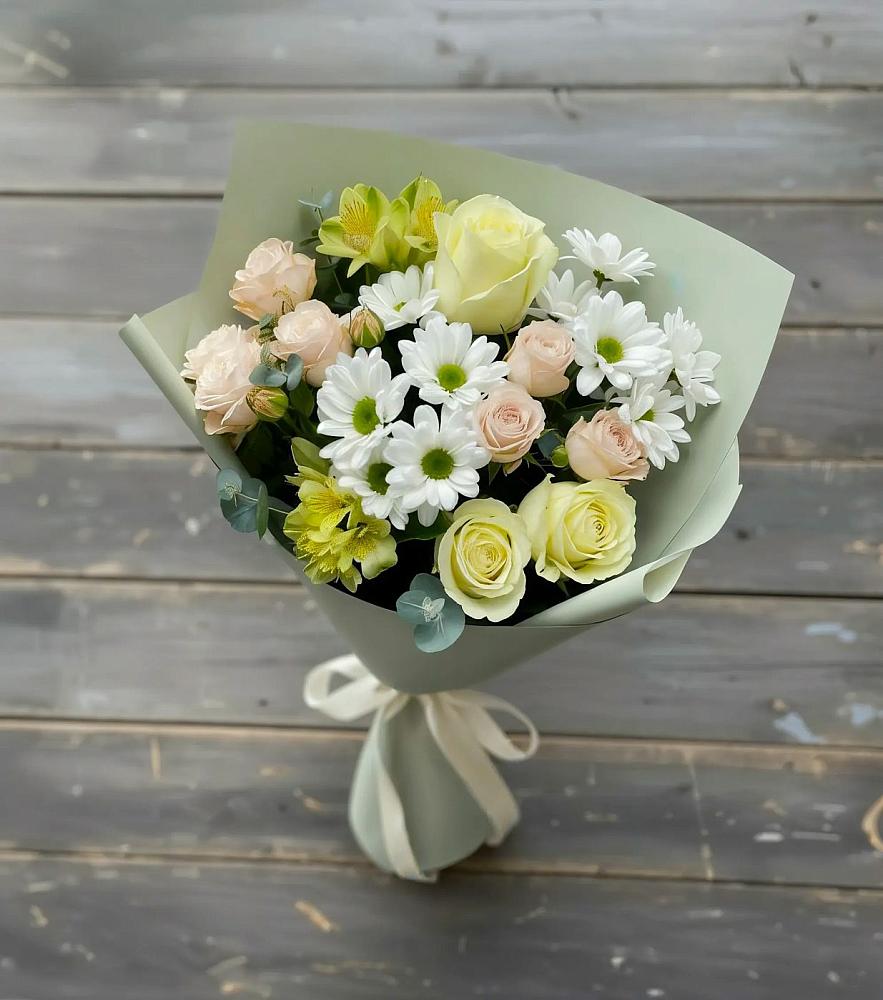 Букет цветов из: Альстромерии, Розы и Хризантемы в Жирнове