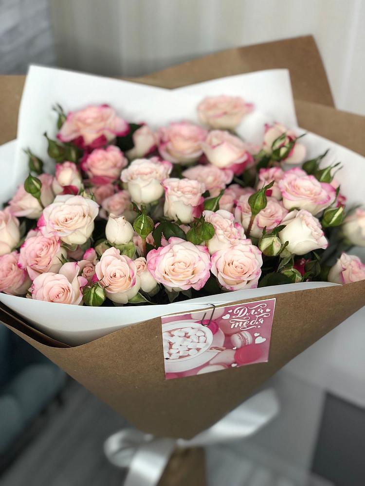 Букет цветов из: Розы в Жирнове