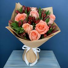 Букет цветов из:  Розы и Альстромерии в Жирнове
