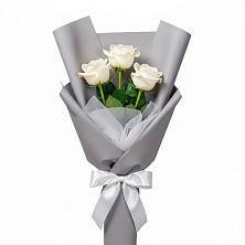 Букет 3 белые розы в Жирнове
