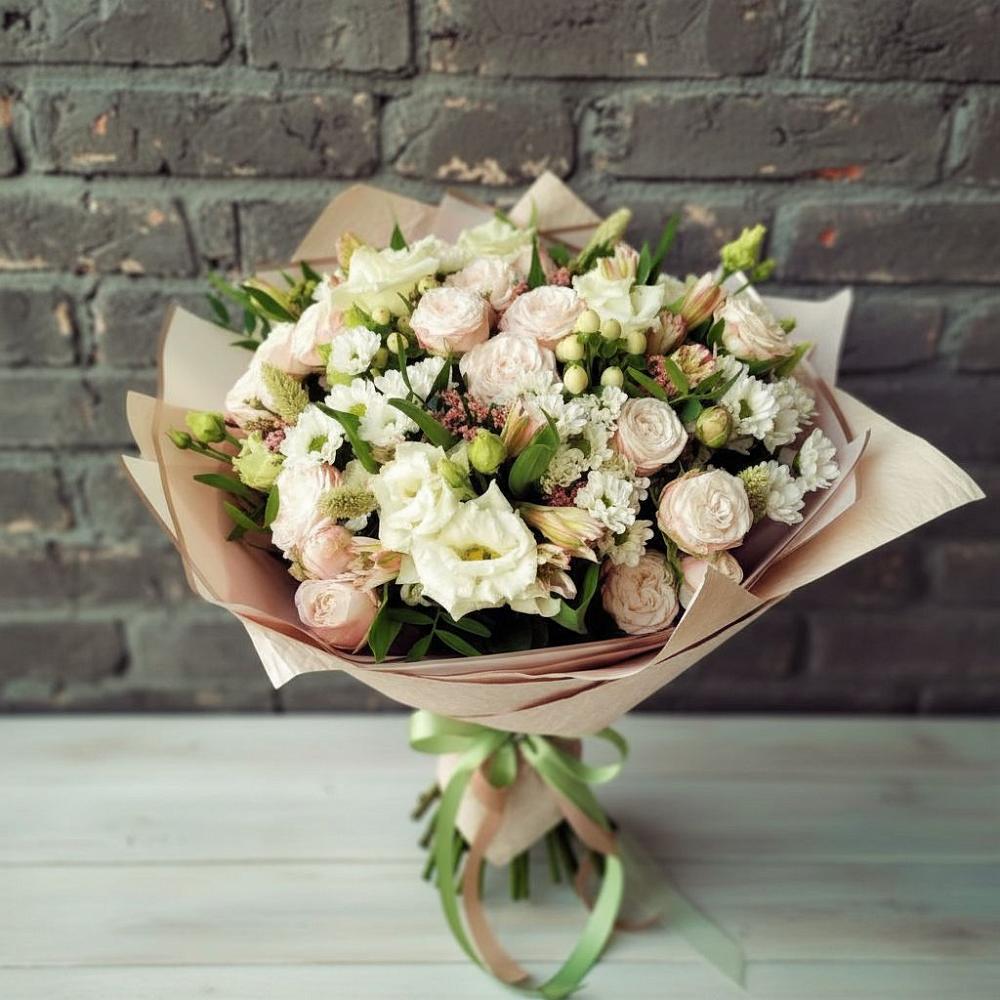 Букет цветов из: Альстромерии, Розы и Хризантемы в Жирнове