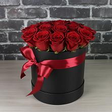 Цветочная композиция из Розы в шляпной коробке в Жирнове