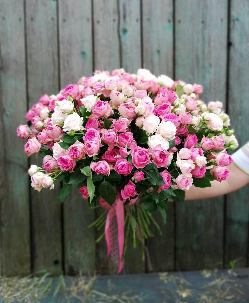 Букет Розовые кустовые розы Натали и Лав Лидия в Жирнове