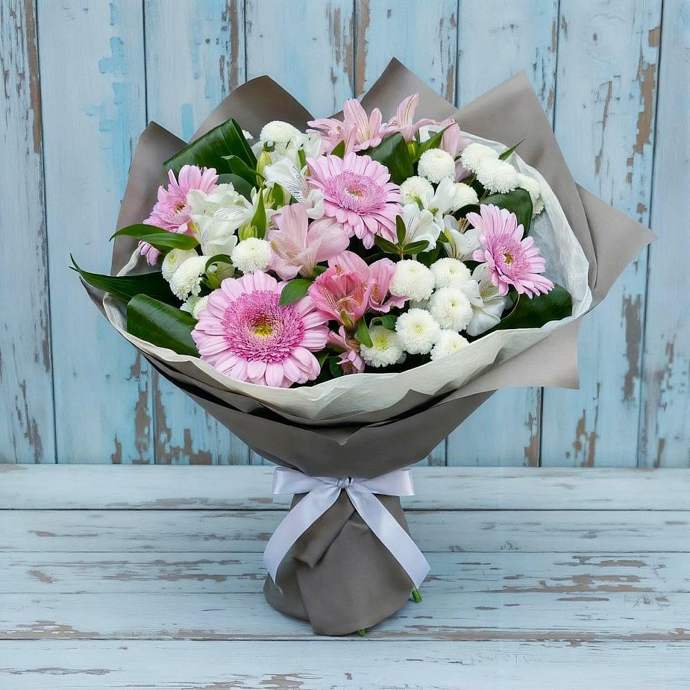 Букет цветов из: Герберы, Альстромерии и Хризантемы в Жирнове
